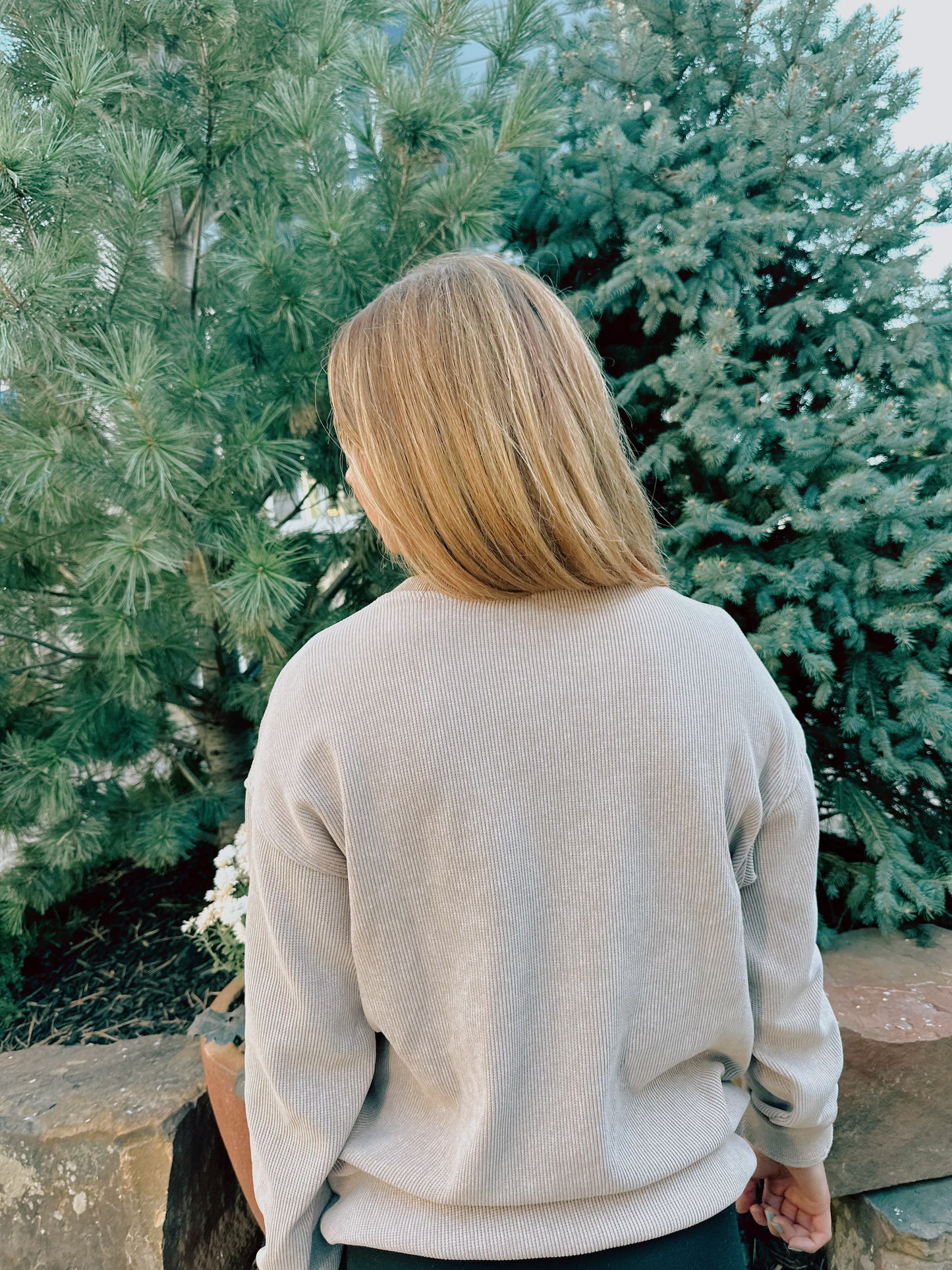 Oversized pumpkin crewneck